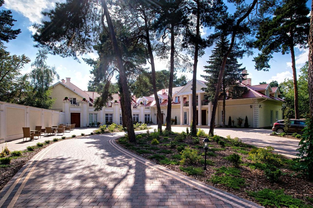 Basniowa Hotel Wyszkow Ngoại thất bức ảnh